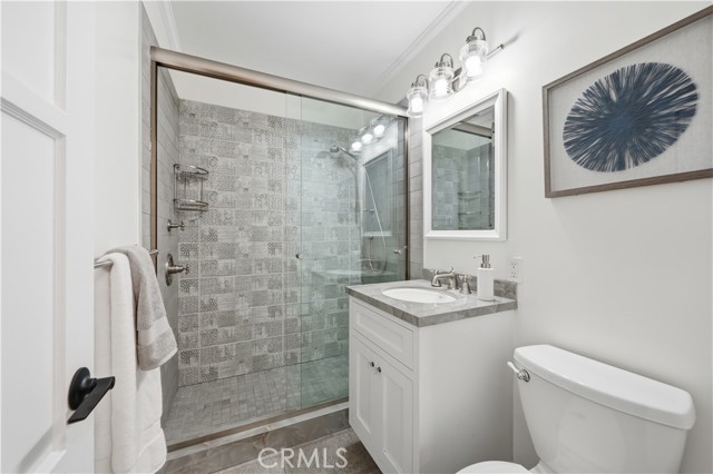 Detail Gallery Image 21 of 49 For 1808 Manzanita Lane, Manhattan Beach,  CA 90266 - 5 Beds | 3 Baths