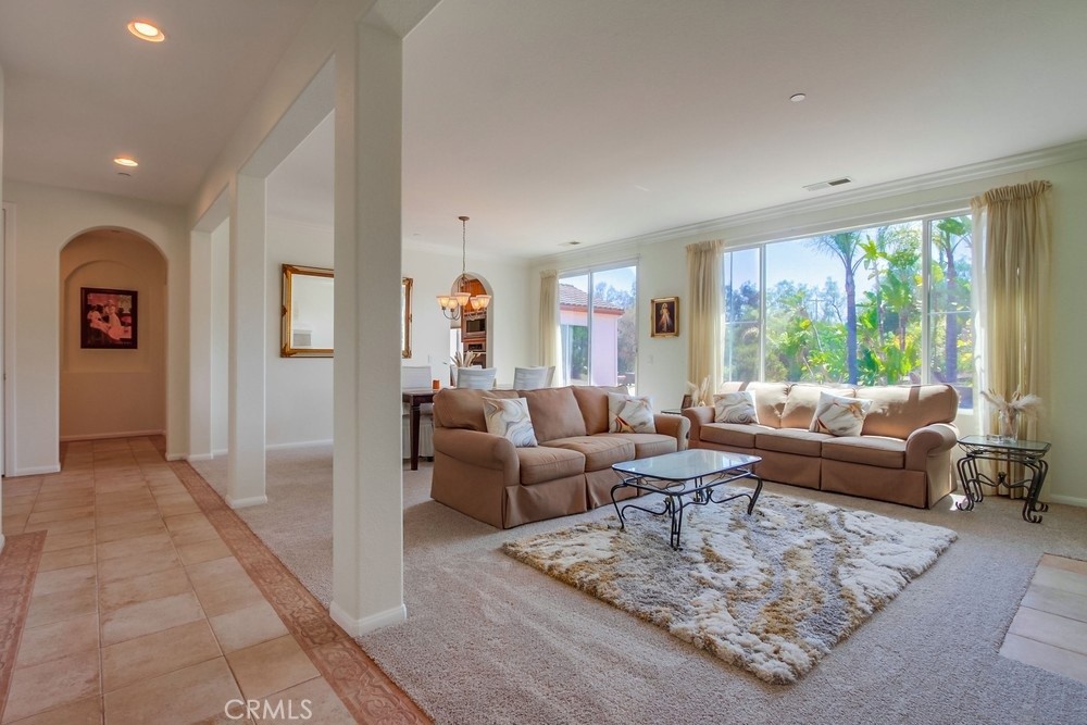 MLS #OC25182167 img 6