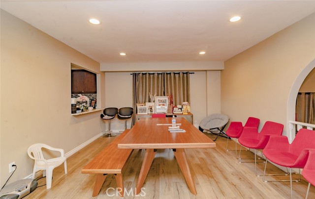 625 W La Verne Street, Anaheim CA: https://media.crmls.org/medias/dd190ae2-25ab-416f-a1b0-98619cd69f2d.jpg