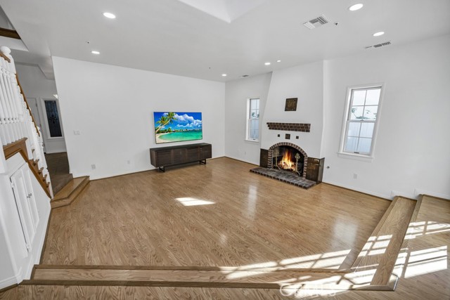 Detail Gallery Image 12 of 53 For 217 N Lima, Sierra Madre,  CA 91024 - 4 Beds | 3 Baths