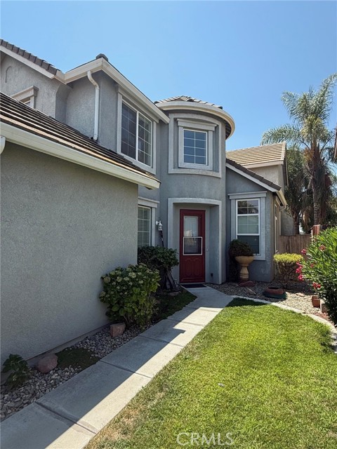 Detail Gallery Image 1 of 19 For 201 Coastal Ln., Waterford,  CA 95386 - 5 Beds | 3/1 Baths