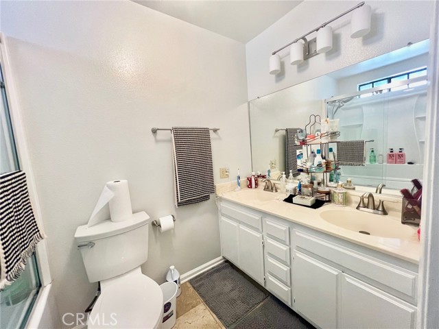 2717 Chadwick Circle, Los Angeles CA: https://media.crmls.org/medias/dd1a220d-1197-43d2-9b85-46e90b8a29b8.jpg