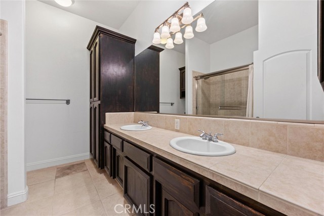 Detail Gallery Image 20 of 35 For 14914 Colonia De Las Rosas, Bakersfield,  CA 93306 - 3 Beds | 2 Baths