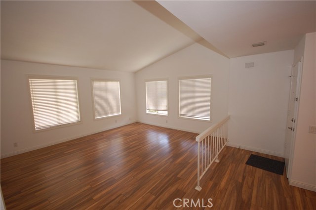 Detail Gallery Image 6 of 12 For 89 Greenfield #64,  Irvine,  CA 92614 - 2 Beds | 1 Baths