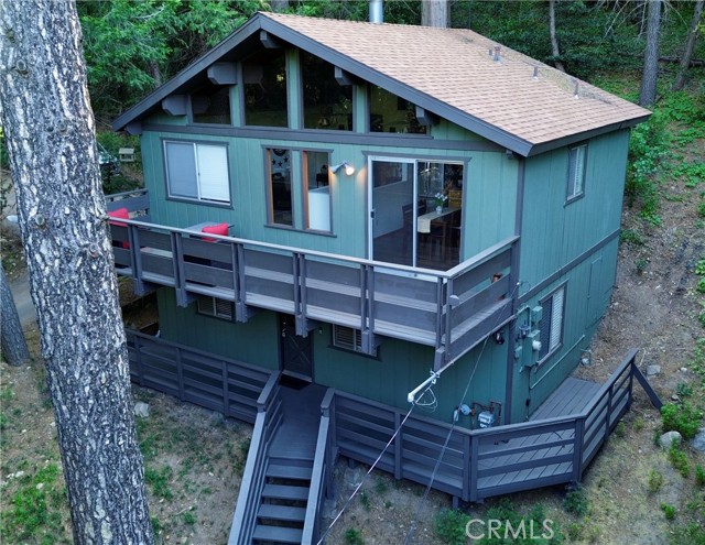 828 Fern Drive, Crestline CA: https://media.crmls.org/medias/dd1b2f5d-d9fa-46a5-9f2f-e0192d916174.jpg