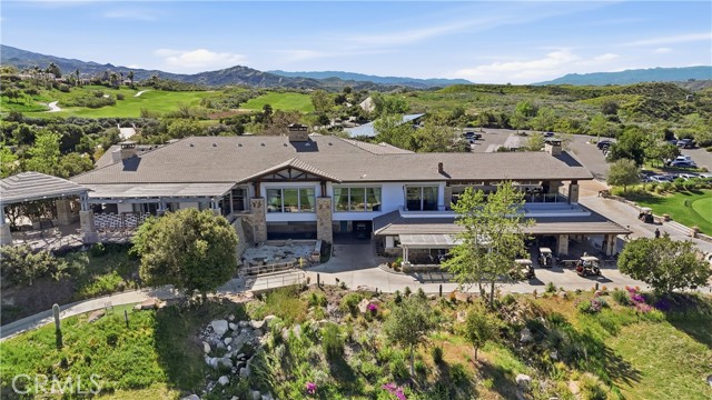 Detail Gallery Image 2 of 69 For 27139 Crystal Springs, Canyon Country,  CA 91387 - 4 Beds | 2/1 Baths