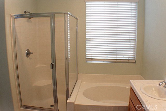 Detail Gallery Image 15 of 33 For 23062 Cotati Ct, Moreno Valley,  CA 92557 - 3 Beds | 2/1 Baths