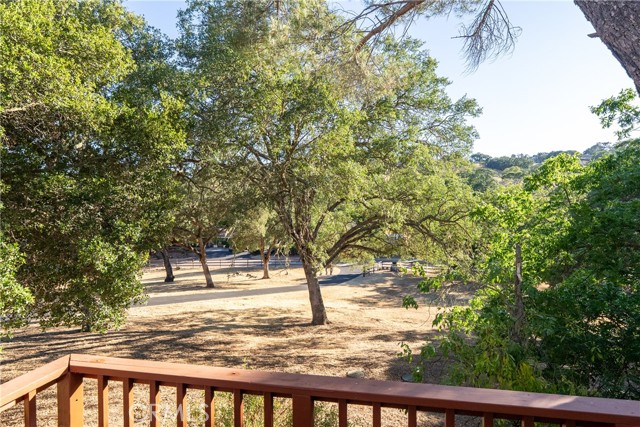 7025 San Gabriel Road, Atascadero CA: https://media.crmls.org/medias/dd1bf6c9-7b71-4ac3-8f37-99926dc1a19e.jpg
