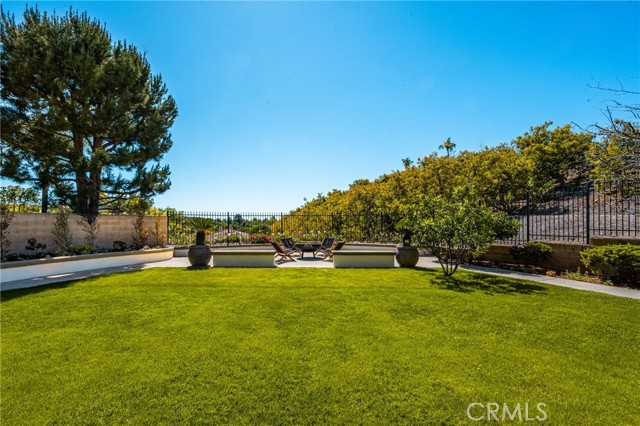 Detail Gallery Image 8 of 63 For 10533 Emerson Bend, Tustin,  CA 92782 - 4 Beds | 3/1 Baths