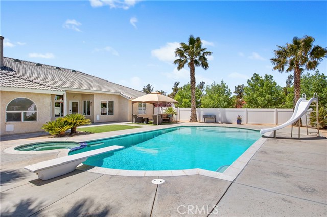 Detail Gallery Image 55 of 72 For 10978 El Centro Rd, Oak Hills,  CA 92344 - 4 Beds | 3 Baths