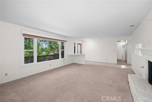 8950 Pueblo Avenue, Atascadero CA: https://media.crmls.org/medias/dd1dc625-d6c8-48af-9b45-38f090be8326.jpg