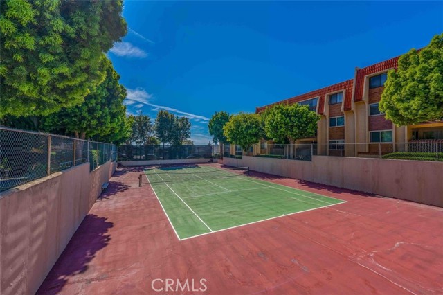 Detail Gallery Image 23 of 31 For 2101 E 21st #212,  Signal Hill,  CA 90755 - 2 Beds | 2 Baths