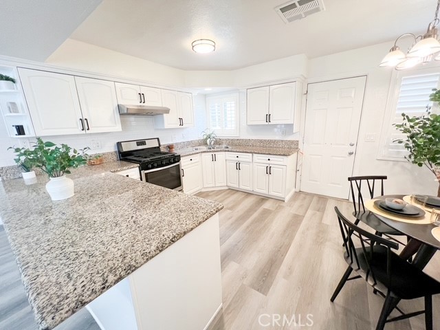 Image 8 of 43 For 13944 Olive Street