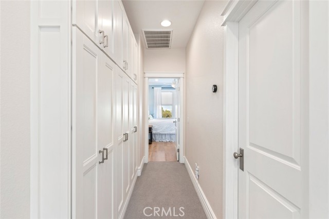 Detail Gallery Image 39 of 61 For 1455 Deer Hollow, Corona,  CA 92882 - 5 Beds | 3/1 Baths