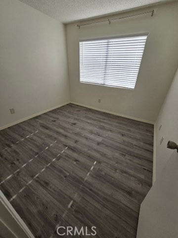 9633 Juniper Avenue, Fontana CA: https://media.crmls.org/medias/dd22434c-46d9-4efa-8704-9576d44c8c18.jpg