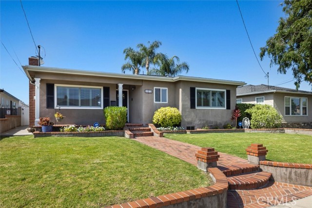 1372 W Sepulveda Street, San Pedro CA: https://media.crmls.org/medias/dd22695e-ce92-4423-aa45-5ffd34344f11.jpg