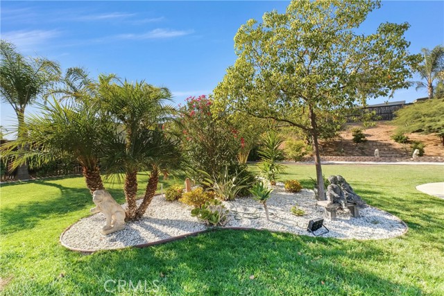 Detail Gallery Image 26 of 33 For 19394 Rocky Summit Dr, Perris,  CA 92570 - 5 Beds | 2/1 Baths