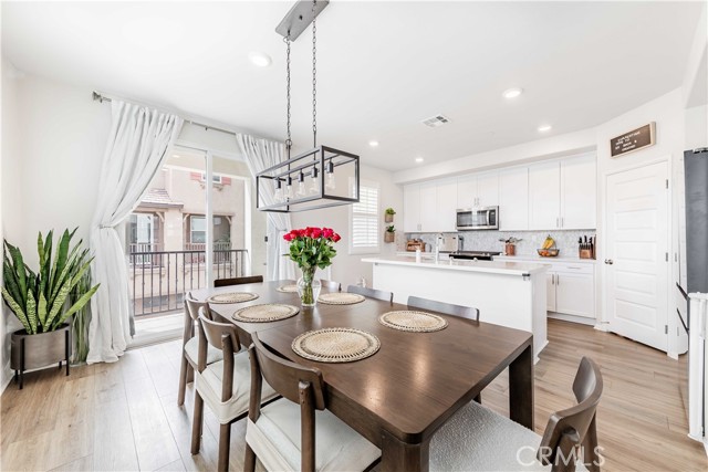 Detail Gallery Image 13 of 38 For 40709 Melrose Dr, Temecula,  CA 92591 - 4 Beds | 3/1 Baths