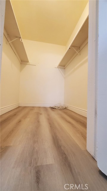 5333 Hyde Street, Los Angeles CA: https://media.crmls.org/medias/dd256667-9bde-4709-9501-6eda4054e95c.jpg
