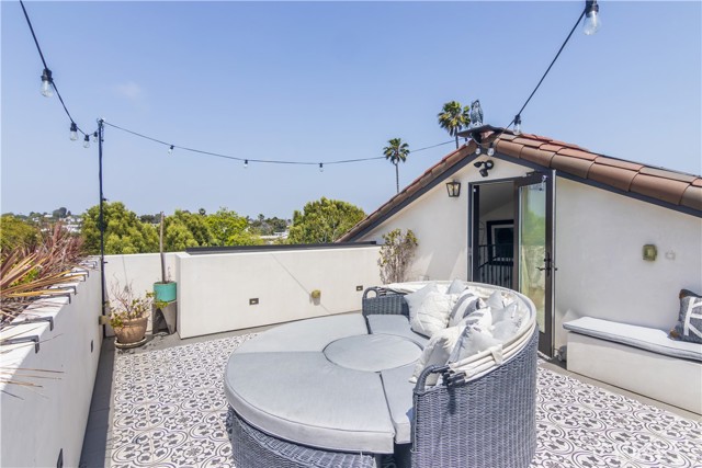 Detail Gallery Image 30 of 48 For 640 Raymond, Santa Monica,  CA 90405 - 4 Beds | 3 Baths