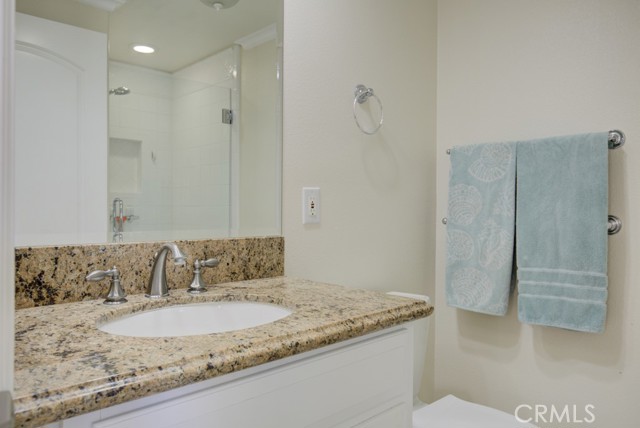2372 Via Mariposa W, Laguna Woods CA: https://media.crmls.org/medias/dd25b37e-1831-4647-a978-ec5a01886aa3.jpg