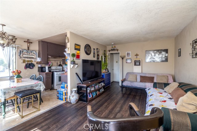 2912 W Via Acosta, Montebello CA: https://media.crmls.org/medias/dd2610d7-c564-432e-b76e-79dd8d8e2a01.jpg