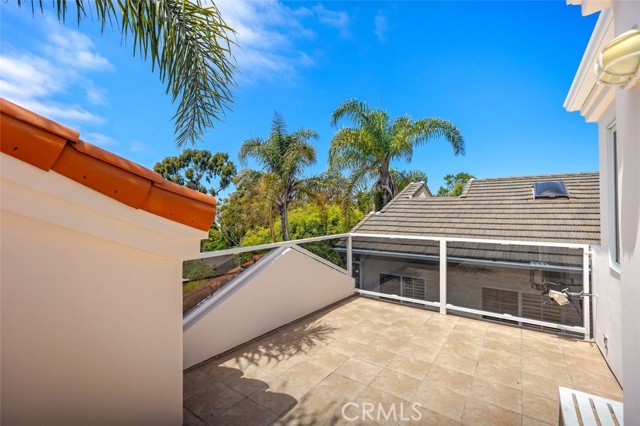 Detail Gallery Image 38 of 52 For 318 Jasmine Ave #B,  Corona Del Mar,  CA 92625 - 3 Beds | 3/1 Baths