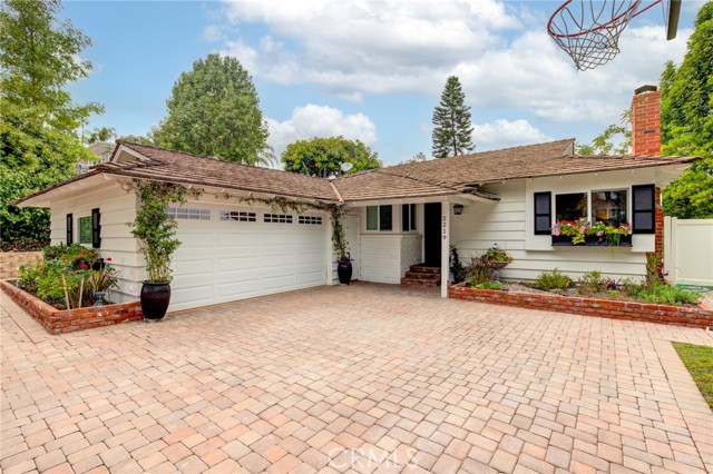 2219 Estribo Drive, Rolling Hills Estates, California 90274, 3 Bedrooms Bedrooms, ,2 BathroomsBathrooms,Residential,Sold,Estribo,SB21211200