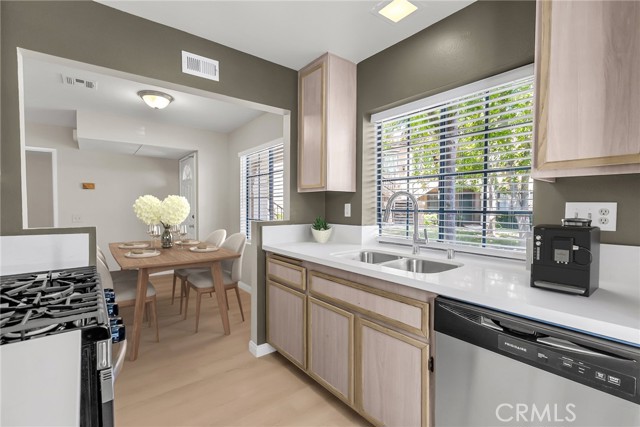 Detail Gallery Image 16 of 27 For 10668 Dabney Dr #125,  San Diego,  CA 92126 - 1 Beds | 1 Baths