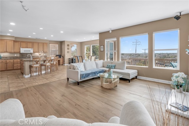 Detail Gallery Image 35 of 74 For 2340 Monte Verde Dr, Signal Hill,  CA 90755 - 3 Beds | 3 Baths