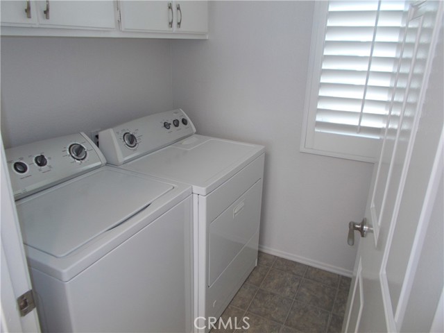 Detail Gallery Image 9 of 13 For 210 13th St, Huntington Beach,  CA 92648 - 3 Beds | 2/1 Baths