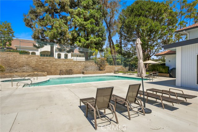 127 S Poplar Avenue, Brea CA: https://media.crmls.org/medias/dd285602-e9de-4150-9dad-3dde3c420801.jpg