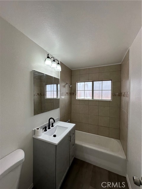 38726 E 31st E Street, Palmdale CA: https://media.crmls.org/medias/dd298348-7505-440c-a167-8b17a6f288e6.jpg