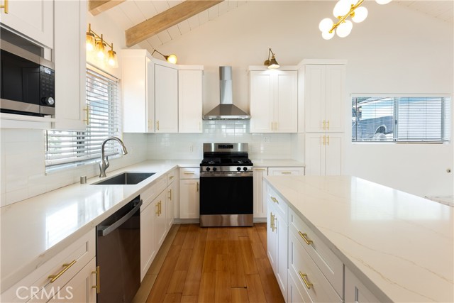 Detail Gallery Image 19 of 44 For 22632 Cass, Woodland Hills,  CA 91364 - 3 Beds | 2 Baths