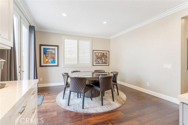 7681 Stonegate Drive, Eastvale CA: https://media.crmls.org/medias/dd29c239-5699-43bc-9831-cb596f82feb7.jpg