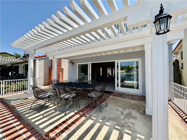 21903 Erie Lane, Lake Forest CA: https://media.crmls.org/medias/dd2a3a6b-4825-40e3-b73e-013f670e71eb.jpg