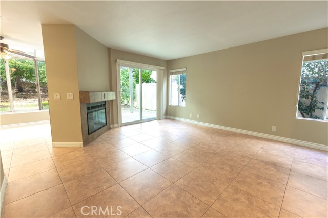 Detail Gallery Image 14 of 41 For 7740 Jack Rabbit, Highland,  CA 92346 - 4 Beds | 3 Baths