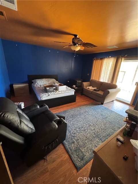 4530 W Ridgecrest Blvd, Ridgecrest CA: https://media.crmls.org/medias/dd2aec65-bb69-4e6c-8d46-60e4d90c9a54.jpg