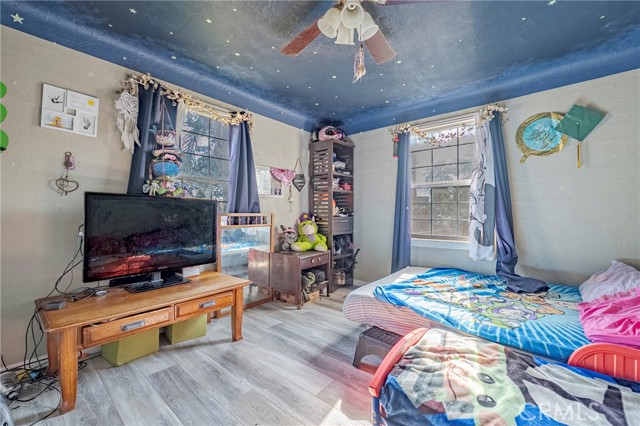 Detail Gallery Image 11 of 34 For 2415 E Childs Ave, Merced,  CA 95341 - 5 Beds | 2 Baths