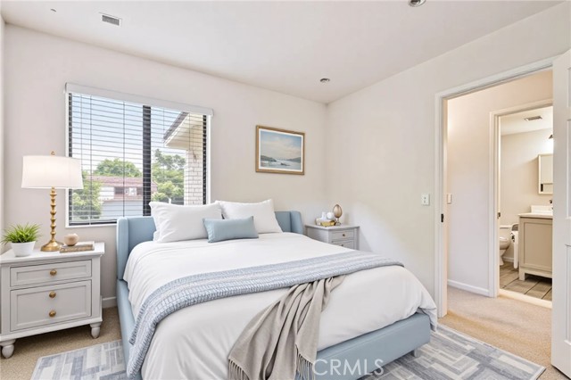 3014 Enrique, San Clemente CA: https://media.crmls.org/medias/dd2b5b4c-888c-4a30-9537-2f55f806154d.jpg