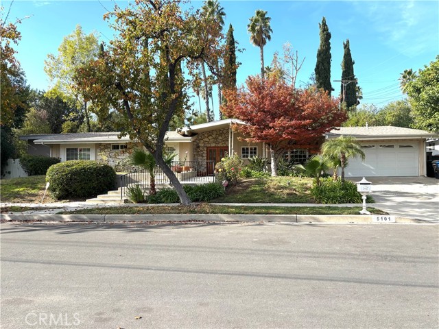 Detail Gallery Image 1 of 23 For 5101 Boda Pl, Woodland Hills,  CA 91367 - 4 Beds | 3 Baths