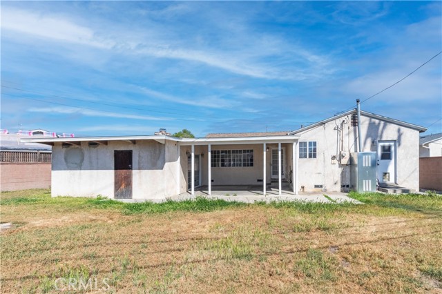 13303 Judah Avenue, Hawthorne CA: https://media.crmls.org/medias/dd2c6034-0269-4764-a80a-59c15b24bb00.jpg