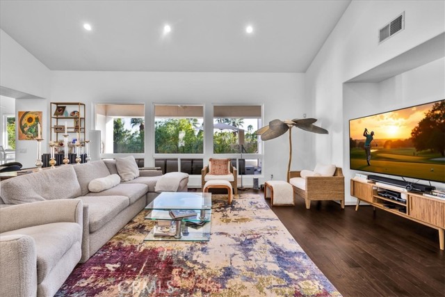 Detail Gallery Image 8 of 75 For 4 Oakmont Dr, Rancho Mirage,  CA 92270 - 5 Beds | 4/1 Baths