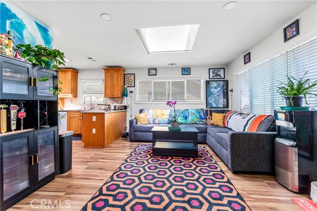 715 Olive Avenue, Huntington Beach CA: https://media.crmls.org/medias/dd2d1404-eaa5-465c-8d3d-e5bb989abf4f.jpg