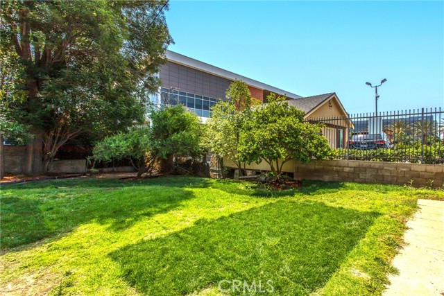 4224 Brockton Avenue, Riverside CA: https://media.crmls.org/medias/dd2d76c5-7ce6-469e-b373-1d1c0eb3f600.jpg