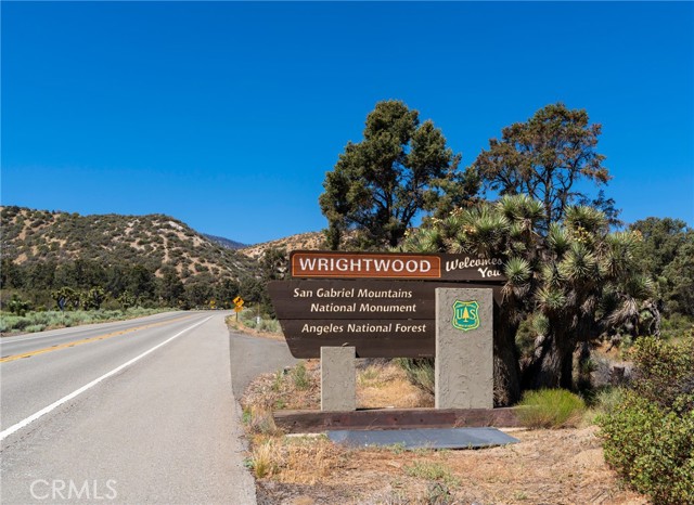 Detail Gallery Image 1 of 73 For 2184 Oak Springs Valley Rd, Wrightwood,  CA 92397 - 3 Beds | 2 Baths