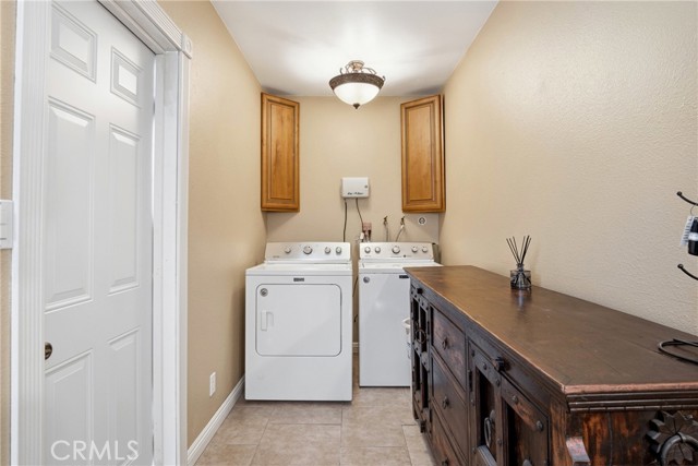 Detail Gallery Image 14 of 61 For 10281 Bouvais, Anaheim,  CA 92804 - 5 Beds | 2 Baths