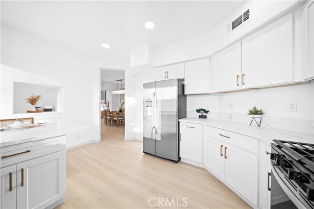 Detail Gallery Image 23 of 75 For 2 via Helena, Rancho Santa Margarita,  CA 92688 - 3 Beds | 2/1 Baths