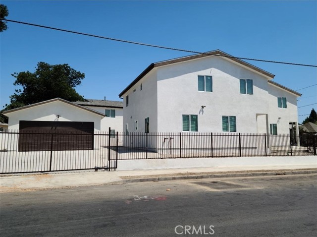 Detail Gallery Image 6 of 18 For 3216 E Morgan Ave, Los Angeles,  CA 90011 - 5 Beds | 3 Baths