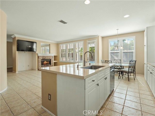 30375 June Rose Court, Castaic CA: https://media.crmls.org/medias/dd31715f-0cd9-4b45-a0e3-3dd5b5994afa.jpg